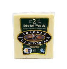 Very Old Cheddar by Île-Aux-Grues