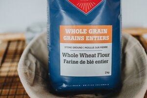 Whole Wheat Stone-Ground Organic Non-GMO Kosher Flour by Anita's Mill 2kg