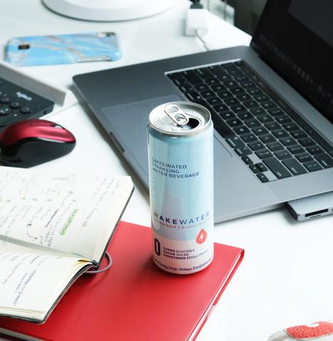 Lemon Wakewater, 4 cans 355ml